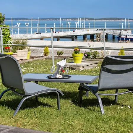 Point France ホテル アルカション