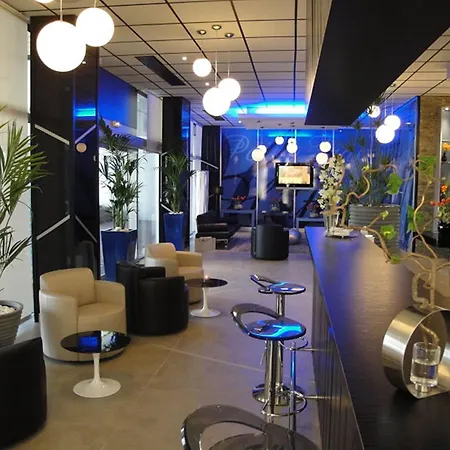 Point France 4* アルカション