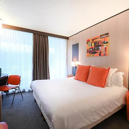 포인트 프랑스 호텔 4*
