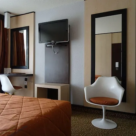 Point France 4* アルカション
