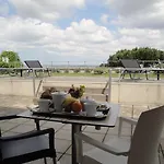 Point France 4*