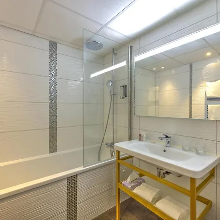 Point France فندق آركاشو