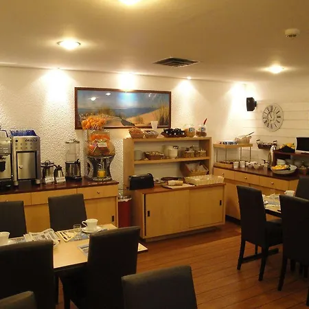 Point France Hotell 4*