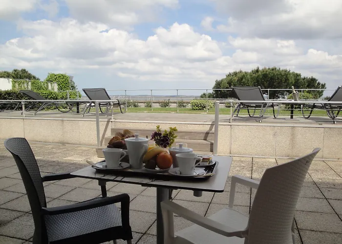 Point France 4*