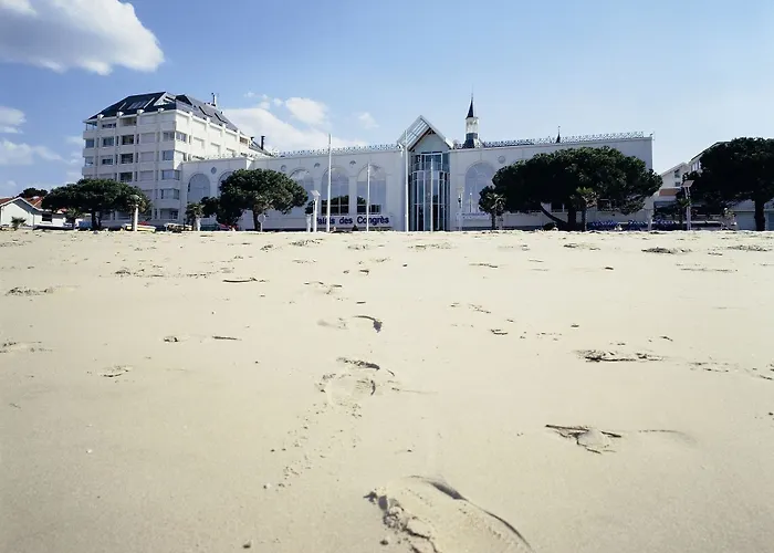 Point France Hotel